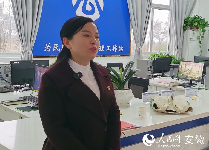 刘惠贞接受采访。人民网 胡雨松摄